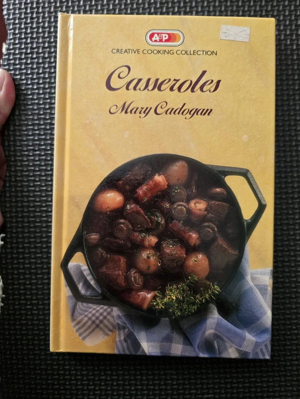 A&P Vintage 1988 Casseroles Cookbook